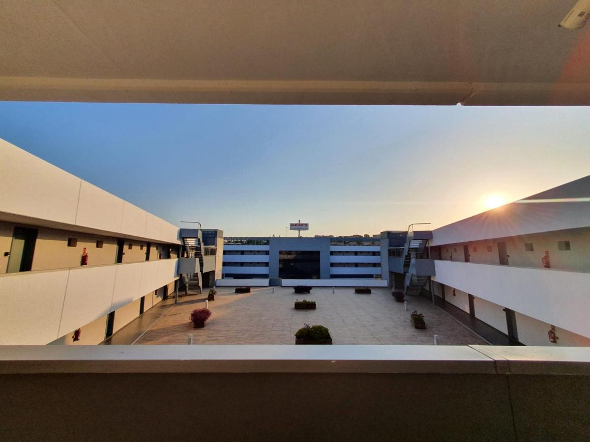 Appartamento Iberflat Vega De Triana Camas Esterno foto