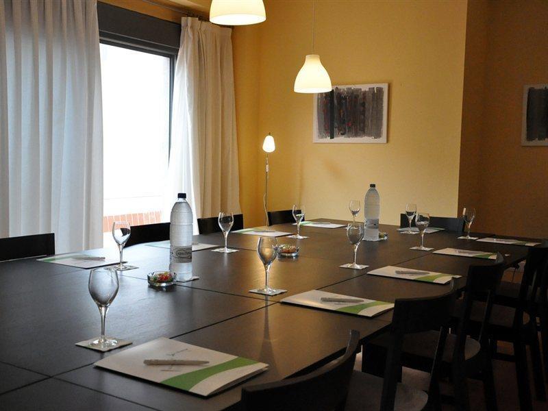 Appartamento Iberflat Vega De Triana Camas Esterno foto