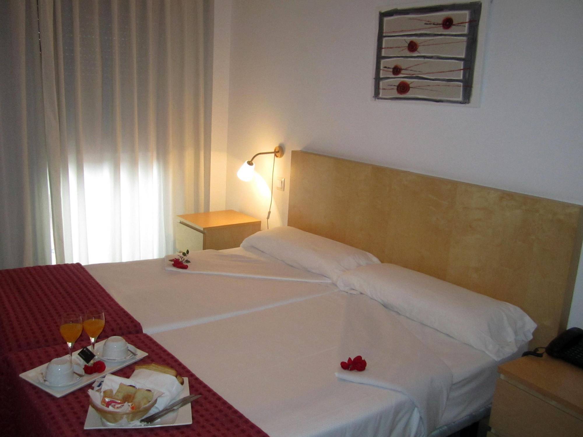 Appartamento Iberflat Vega De Triana Camas Esterno foto